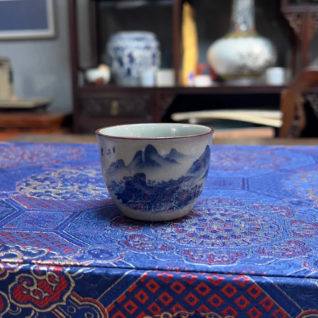 景德镇陶瓷青花山水单杯