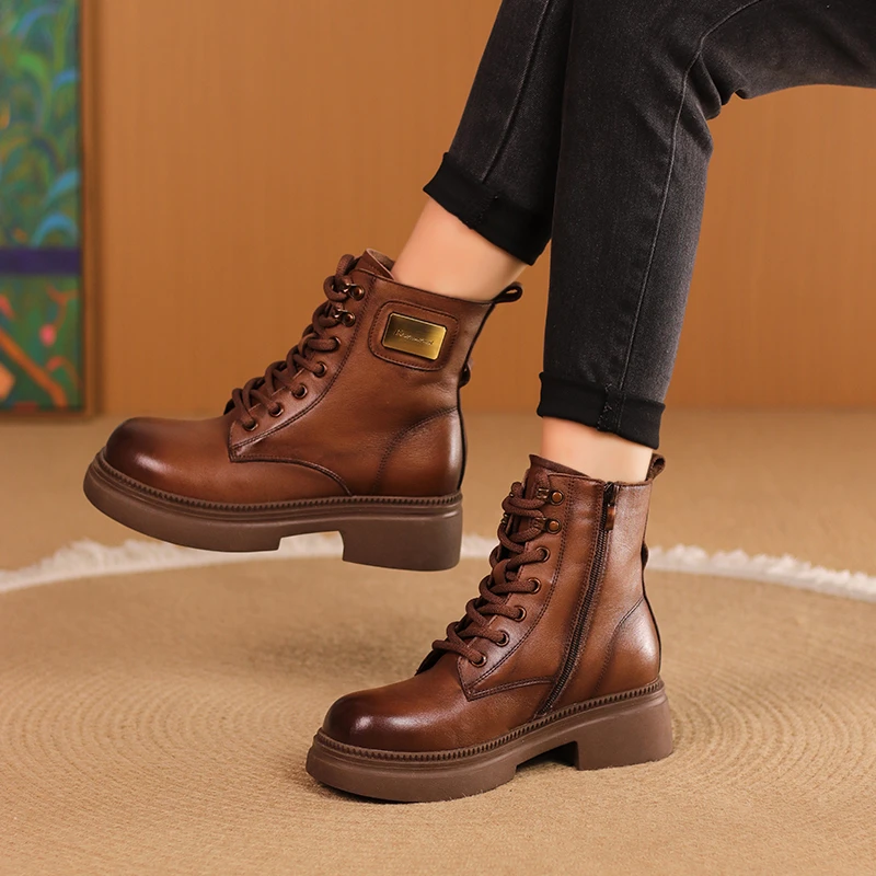 9678秋冬2023新款百搭复古真皮厚底英伦风马丁女靴时尚休闲短靴
