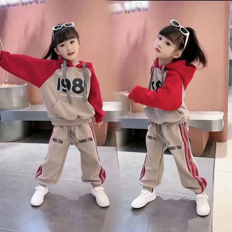 女童秋装套装2025新款儿童网红炸街运动两件套小女孩洋气连帽春秋