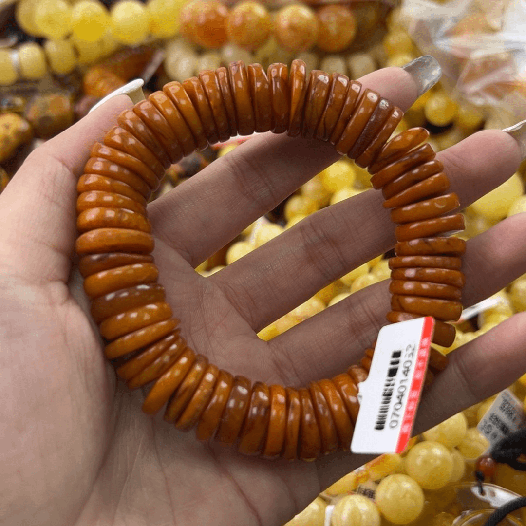 琥珀珠宝奇石未镶嵌