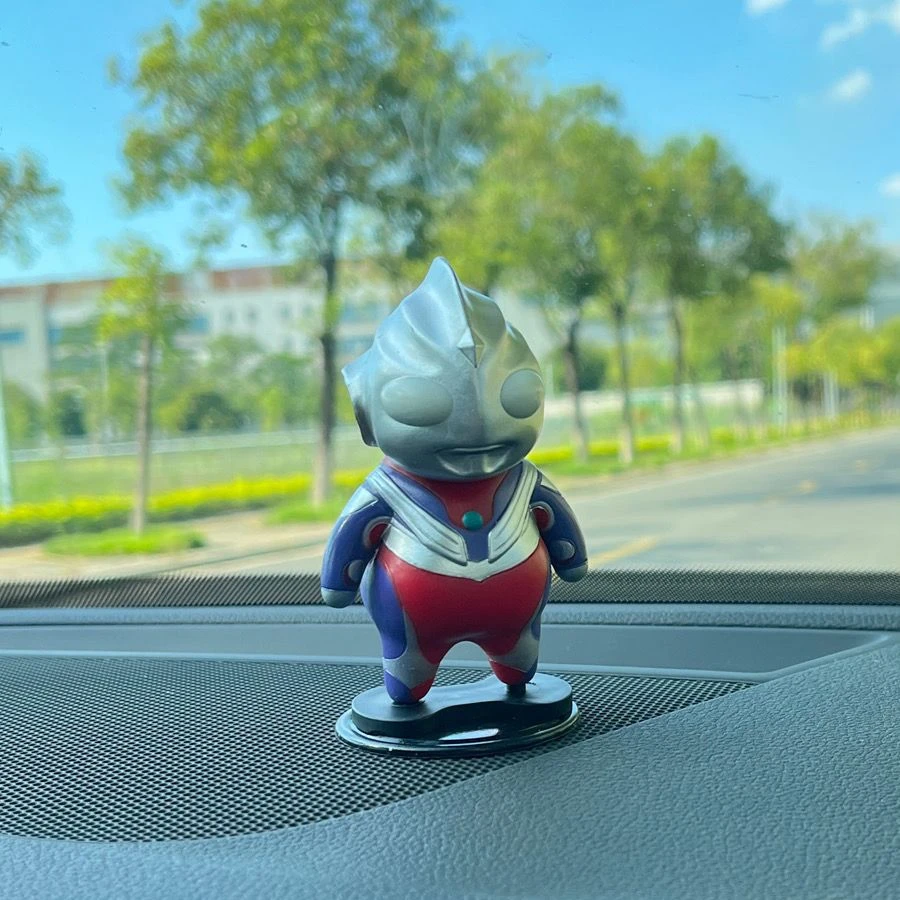 汽车摆件奥特曼迪迦手办车载中控台车内饰品呆萌公仔网红男生礼物