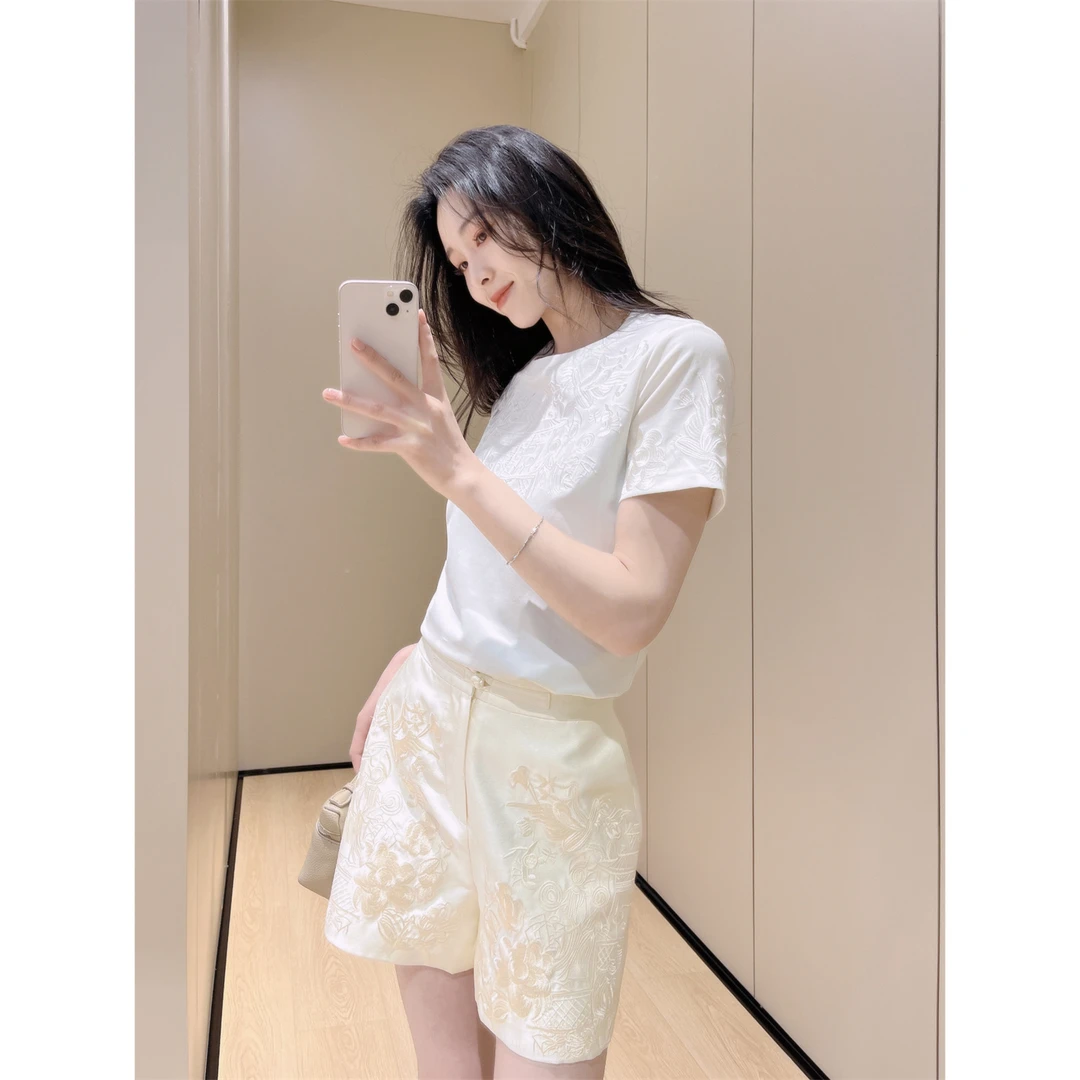 嫚渡春夏亲奢时尚小香风气质短裤设计师重工显瘦休闲复古法式短裤