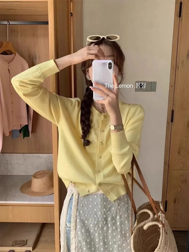 韩系圆领长袖黄色针织开衫外套女春秋薄款外搭高级感别致绝美上衣
