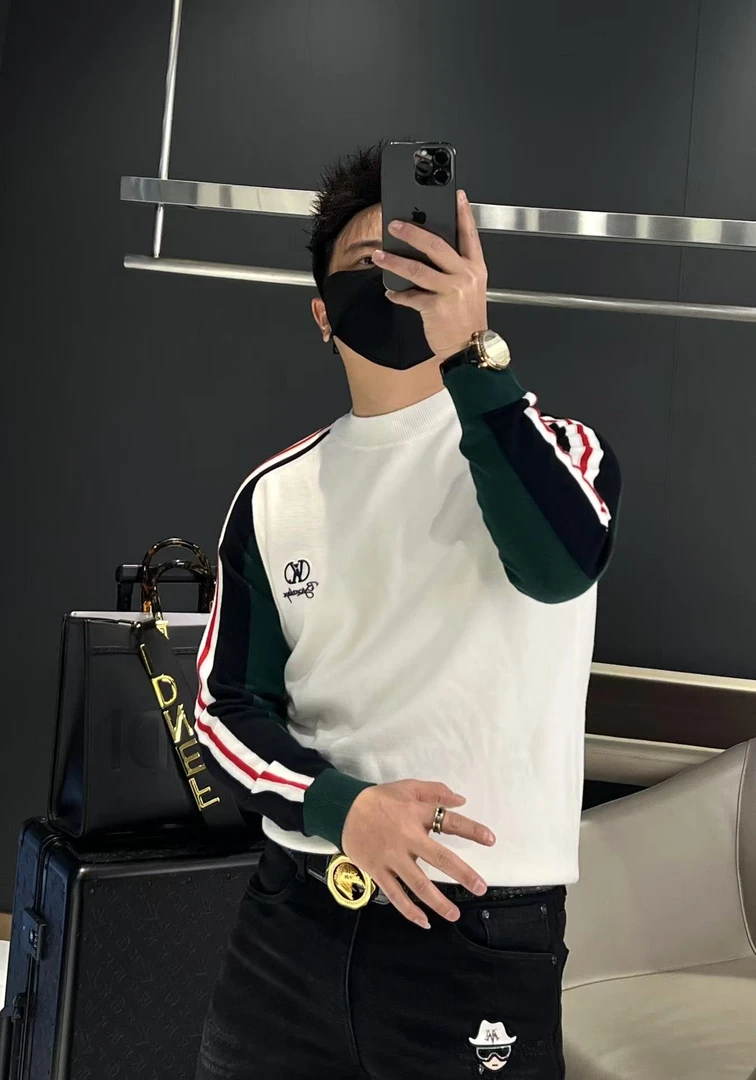 【马哥严选】秋冬潮流百搭拼接条纹撞色打底衫男时尚加绒保暖羊毛衫