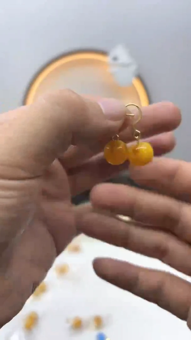 【闪购商品】蜜蜡耳饰14K金镶嵌E01