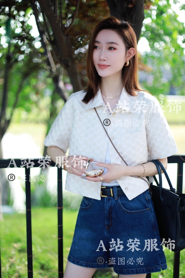 【荣姐精选】G字母暗纹翻领短袖