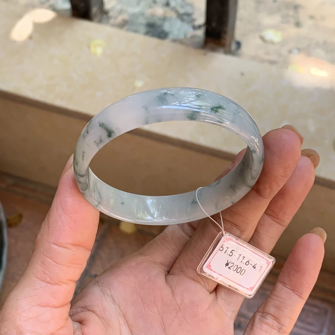 天然缅甸翡翠A货飘蓝花冰透公主手镯无裂上手美
