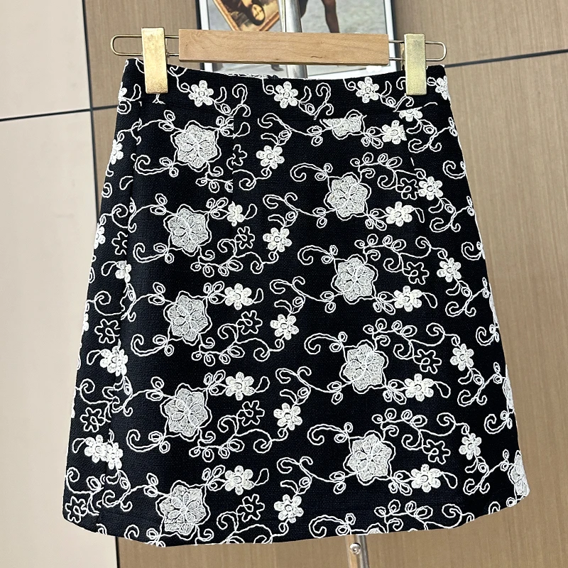 【黑白提花短裙】--