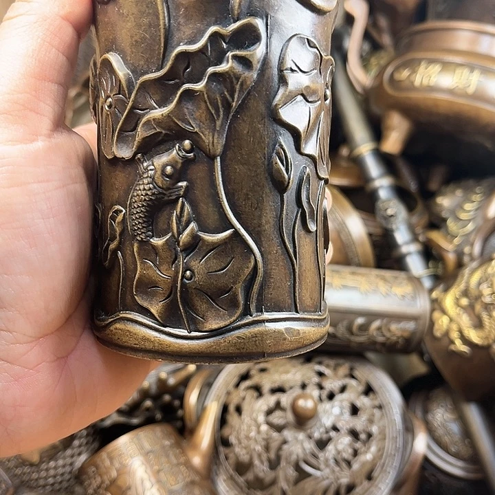 都是铜器铜器铜器