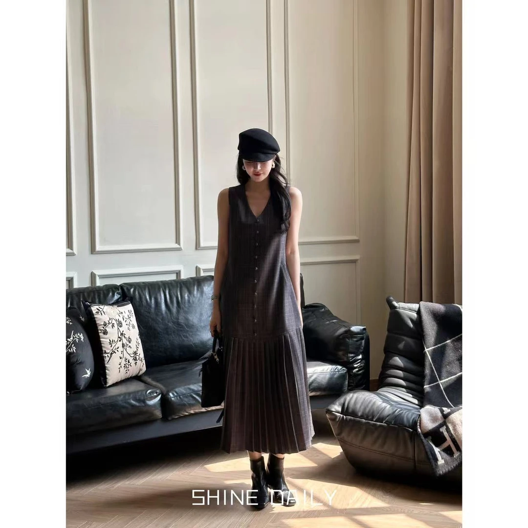 【英式典雅】V领西装格子无袖百褶背心裙时尚长裙显瘦裙子气质
