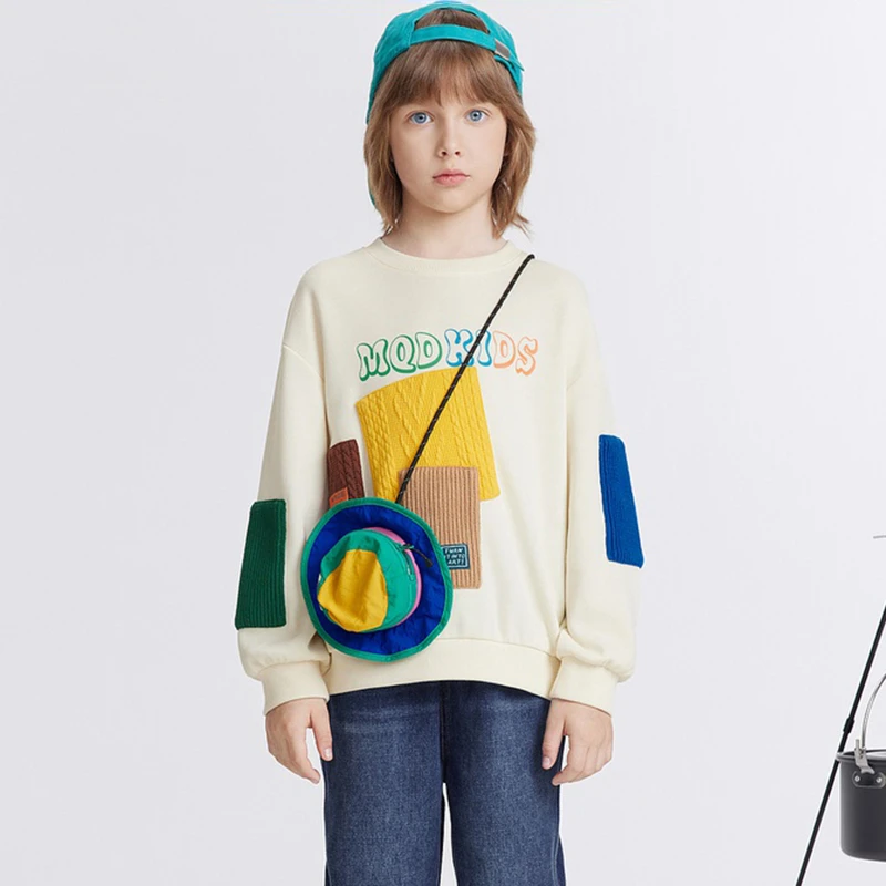 MQD童装儿童多色拼贴圆领卫衣23冬加厚多彩字母撞色上衣宽松长袖