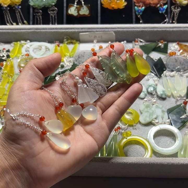 蛇纹石玉耳饰未镶嵌可*