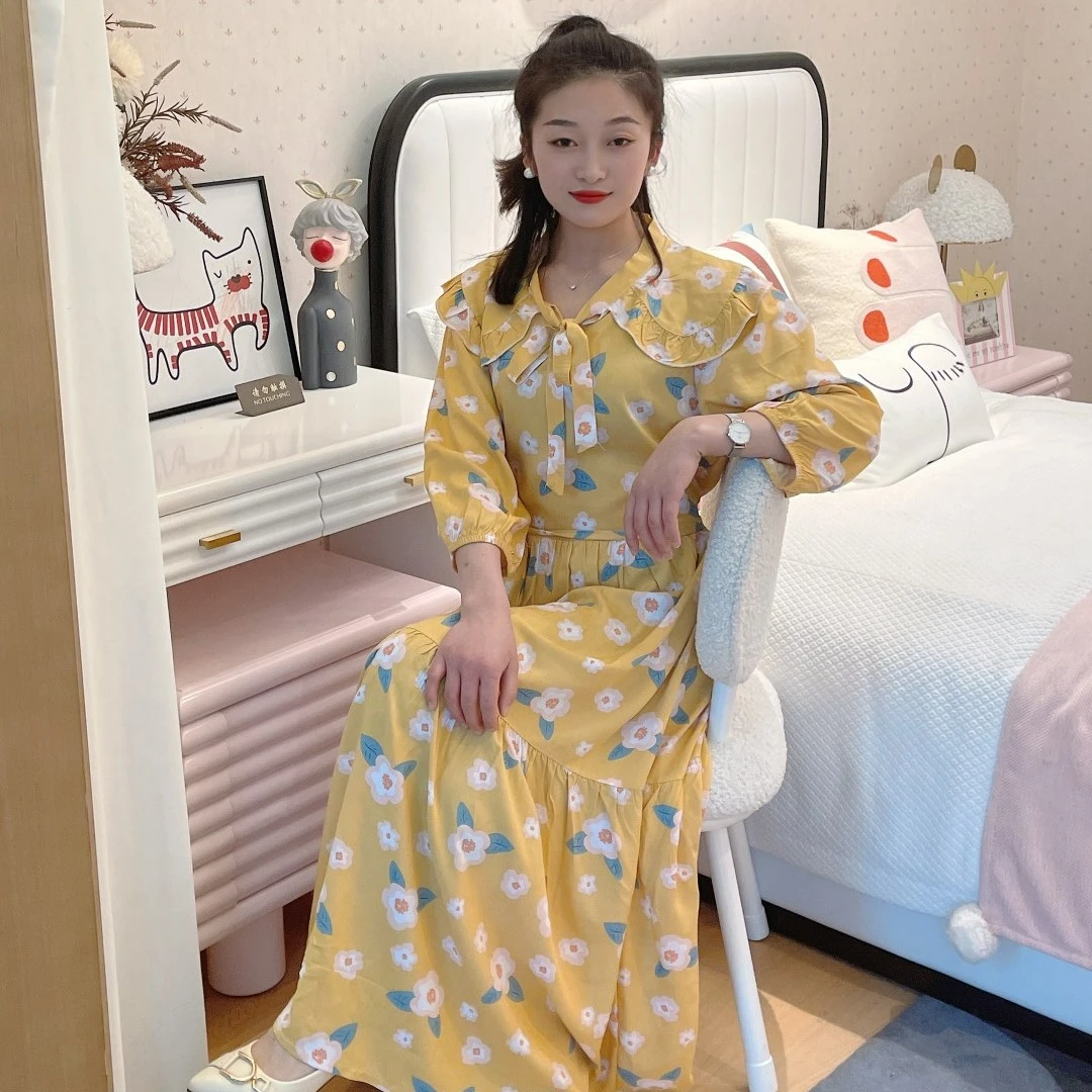 夏季长款印花棉绸连衣裙法式高级感春夏时尚碎花显瘦减龄连衣裙