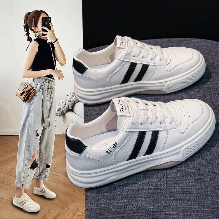 小白鞋女春季新款百搭学生超火休闲运动软底防滑板鞋子潮