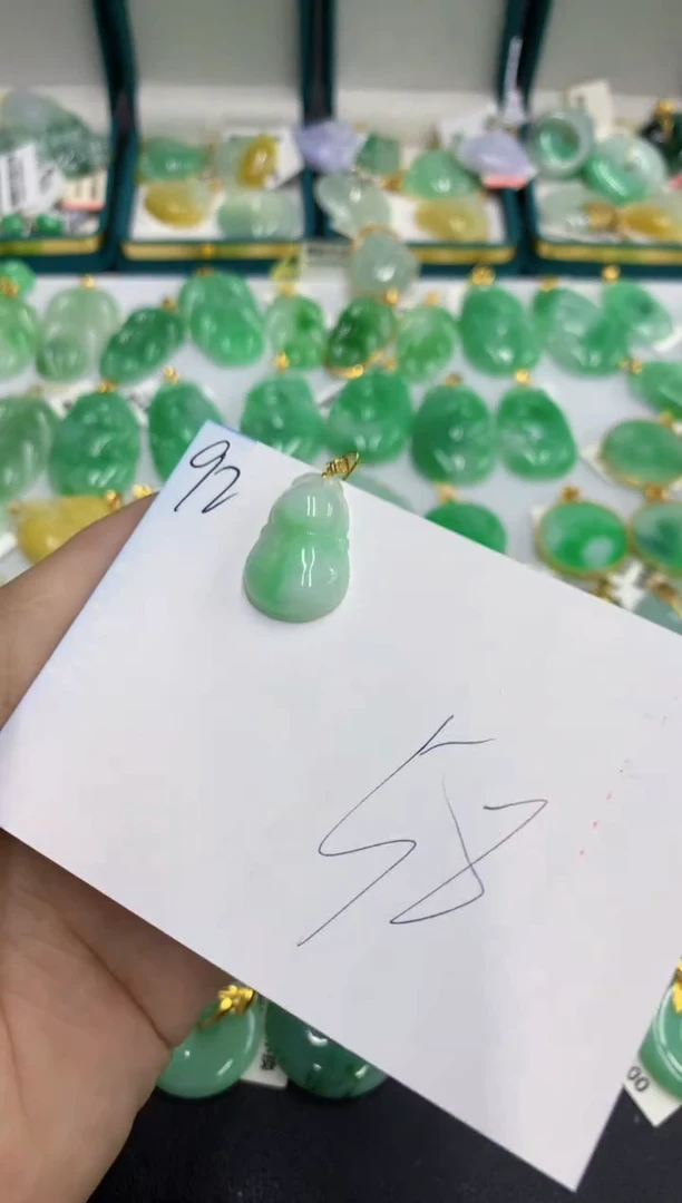 【闪购商品】翡翠颈饰18K金镶嵌1号