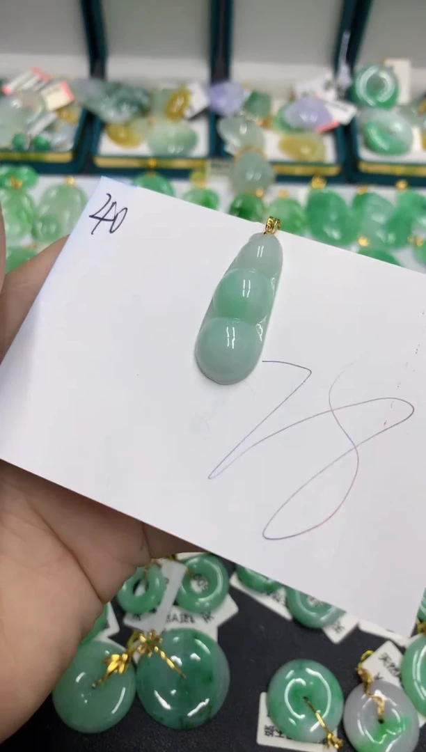 【闪购商品】翡翠颈饰18K金镶嵌1号