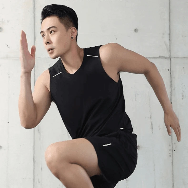 潮牌服饰25年男女同款夏季冰丝跑步速干透气休闲运动无袖背心