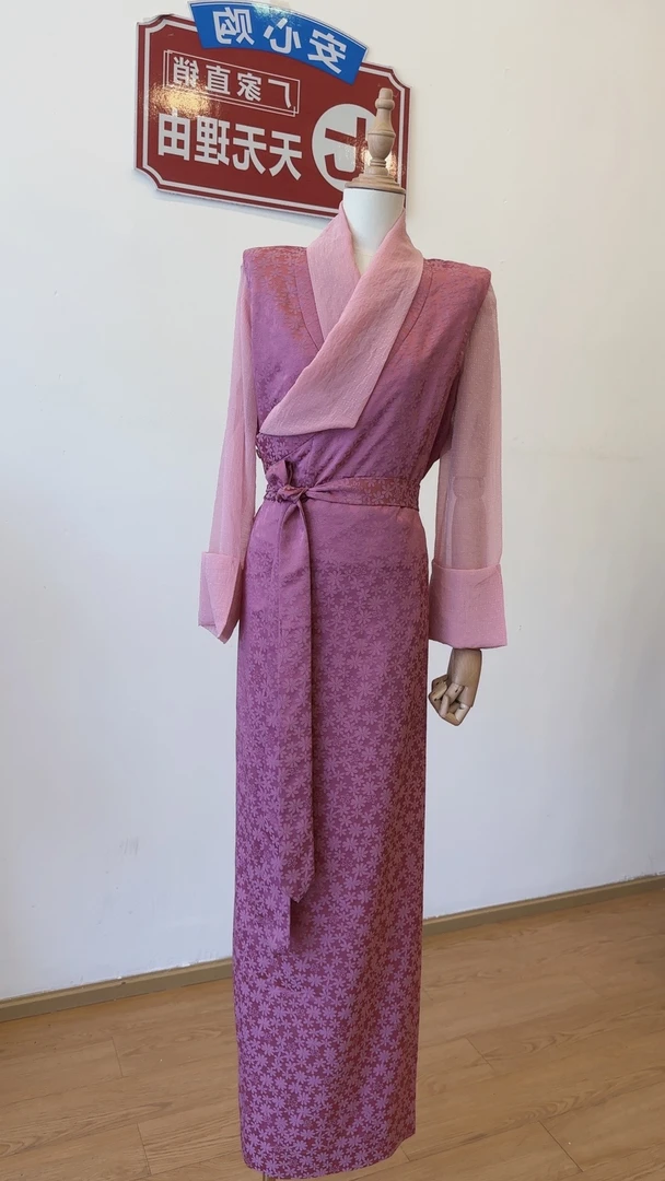 女士时尚真传统两件套西藏服国风复古民族风藏式藏袍套装紫色长款