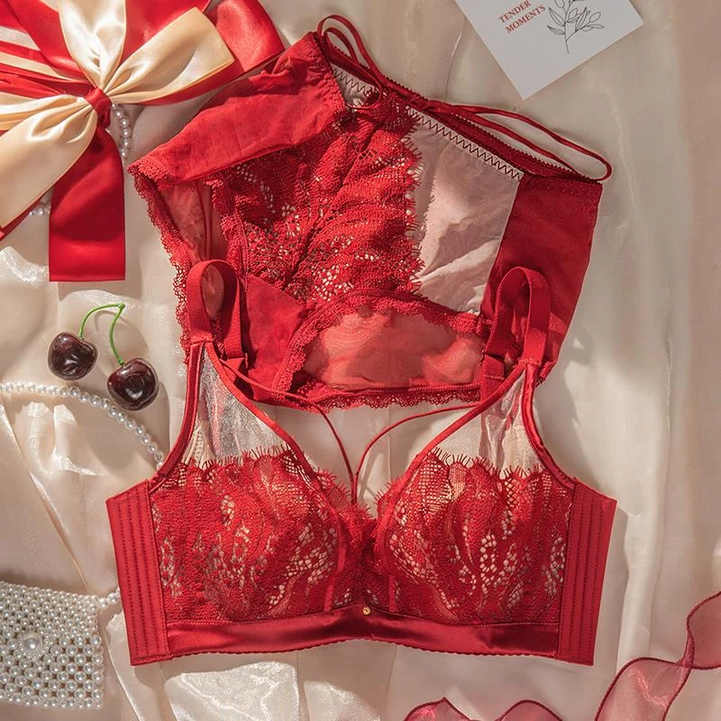 红色内衣女士结婚新娘大胸显小胸性感蕾丝超薄款本命年文胸罩套装