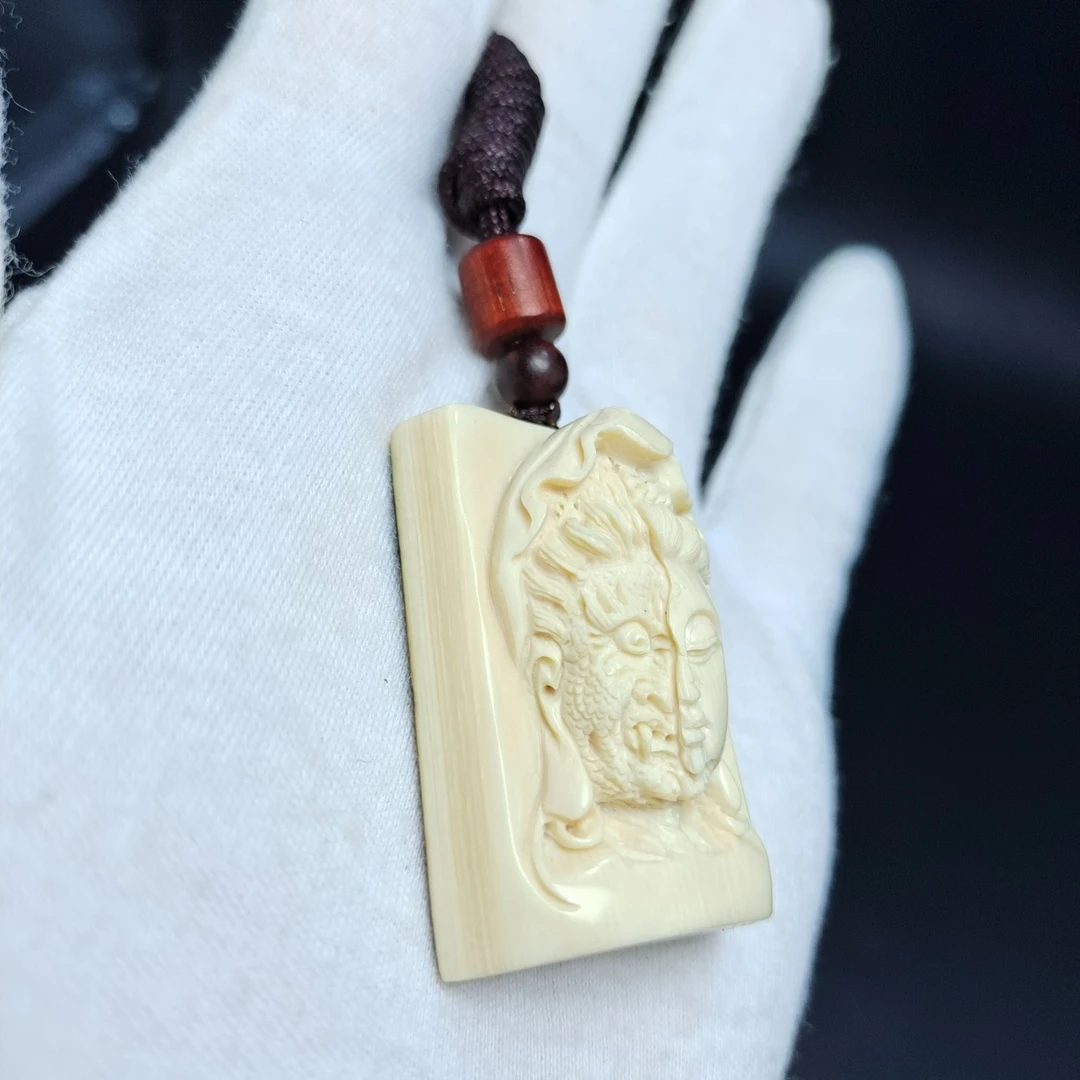 【猛犸兄弟】DD0062猛犸牙手工雕刻一念之间吊坠冰料猛犸牙雕刻把件