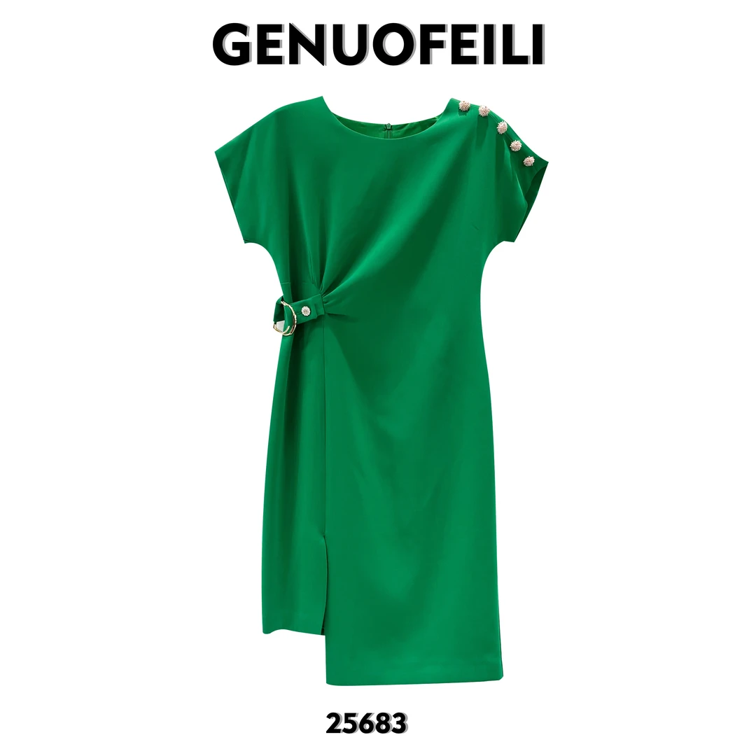 夏季时尚轻奢长款连衣裙气质百搭显瘦不规则设计师款