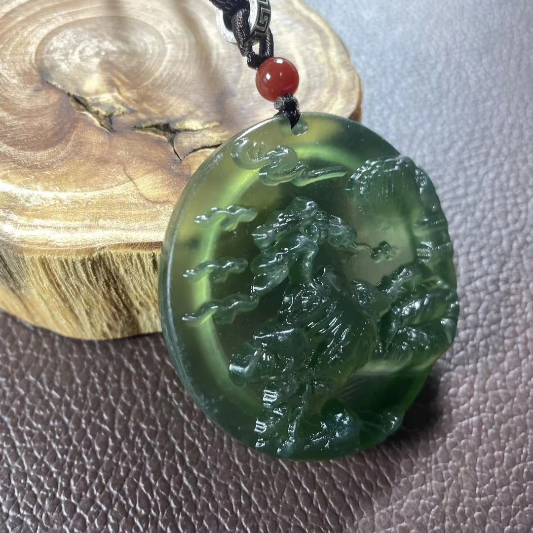 【佟总宠粉】纯天然正冰种湖水绿蛇纹石玉未镶嵌山水牌挂坠