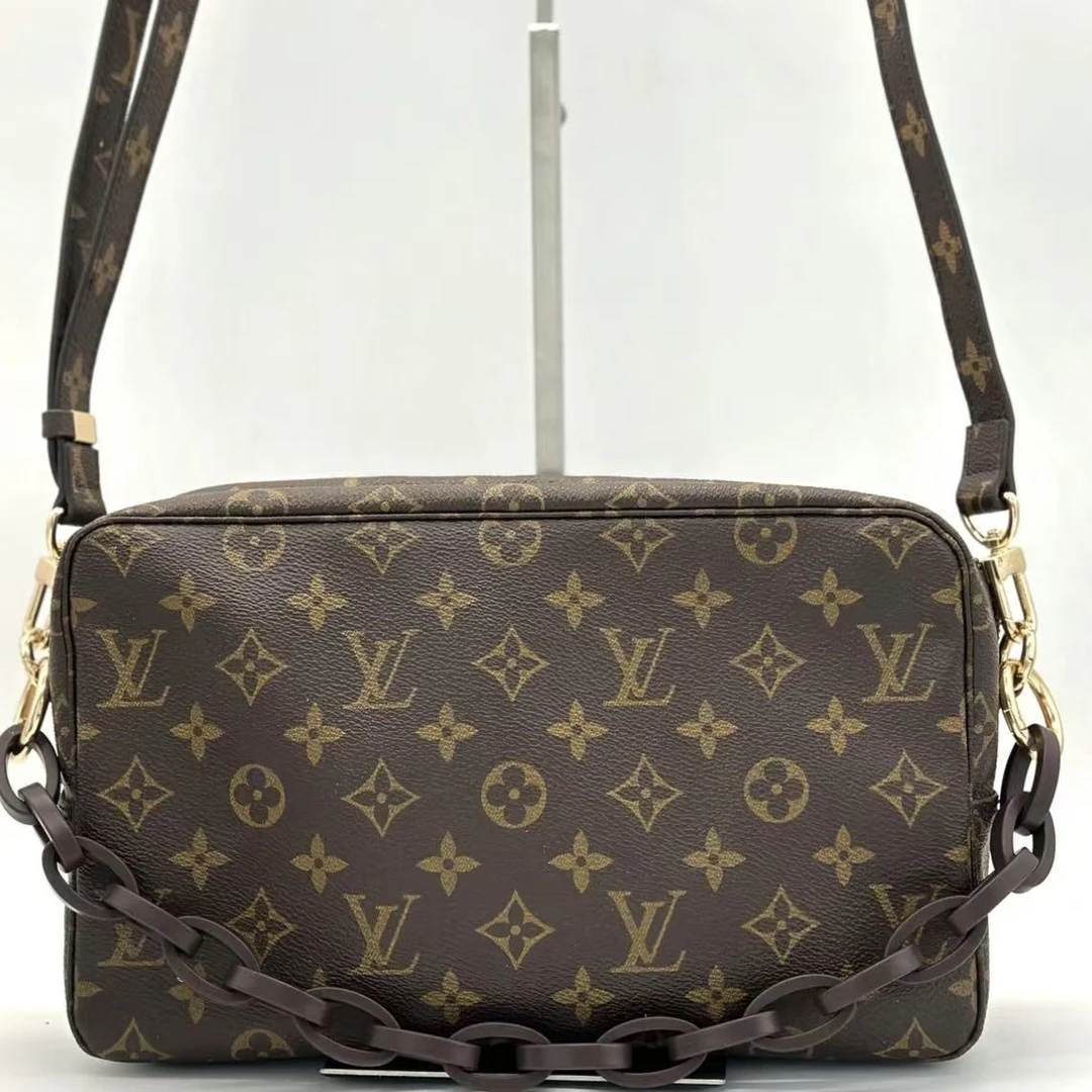 95新 LouisVuitton/路易威登 单肩包 洗漱28