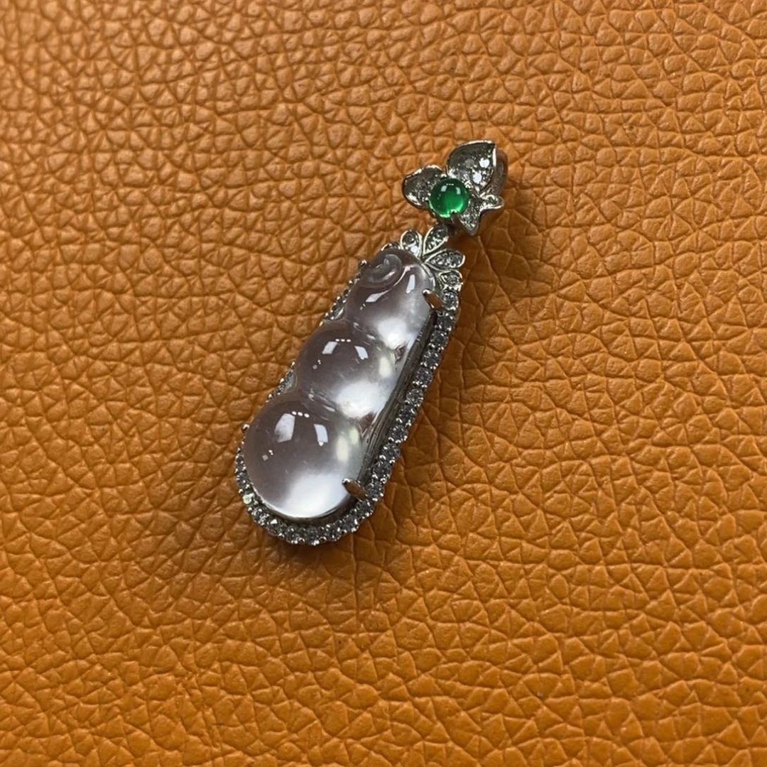 石英质玉吊坠银S925镶嵌