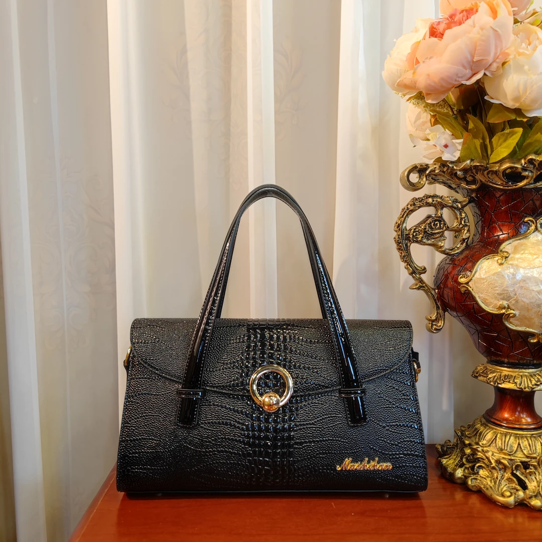 现货现发（底长34高20厚13CM）大容量枕头款女士手提包女包2305