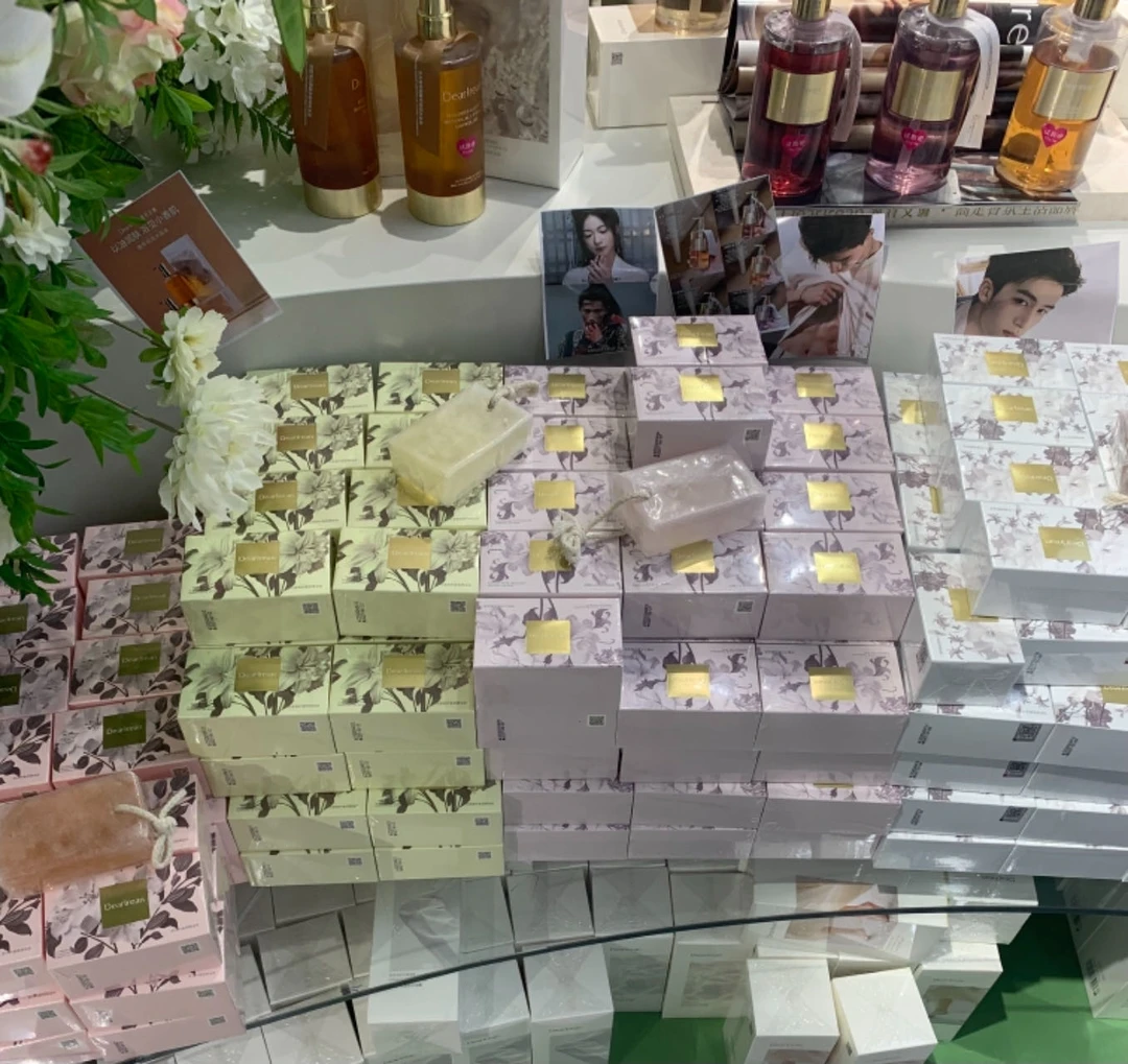 独特艾琳香氛精油皂175g防干易冲洗香皂浴室沐浴净手家用固体香氛