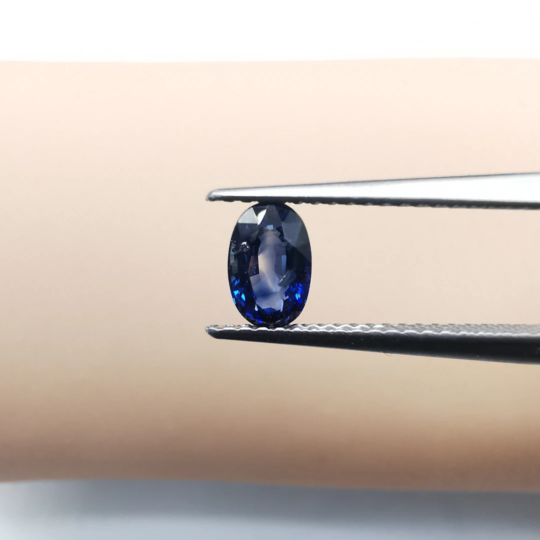 3922-66/斯里兰卡原产地进口天然蓝宝石-0.85ct