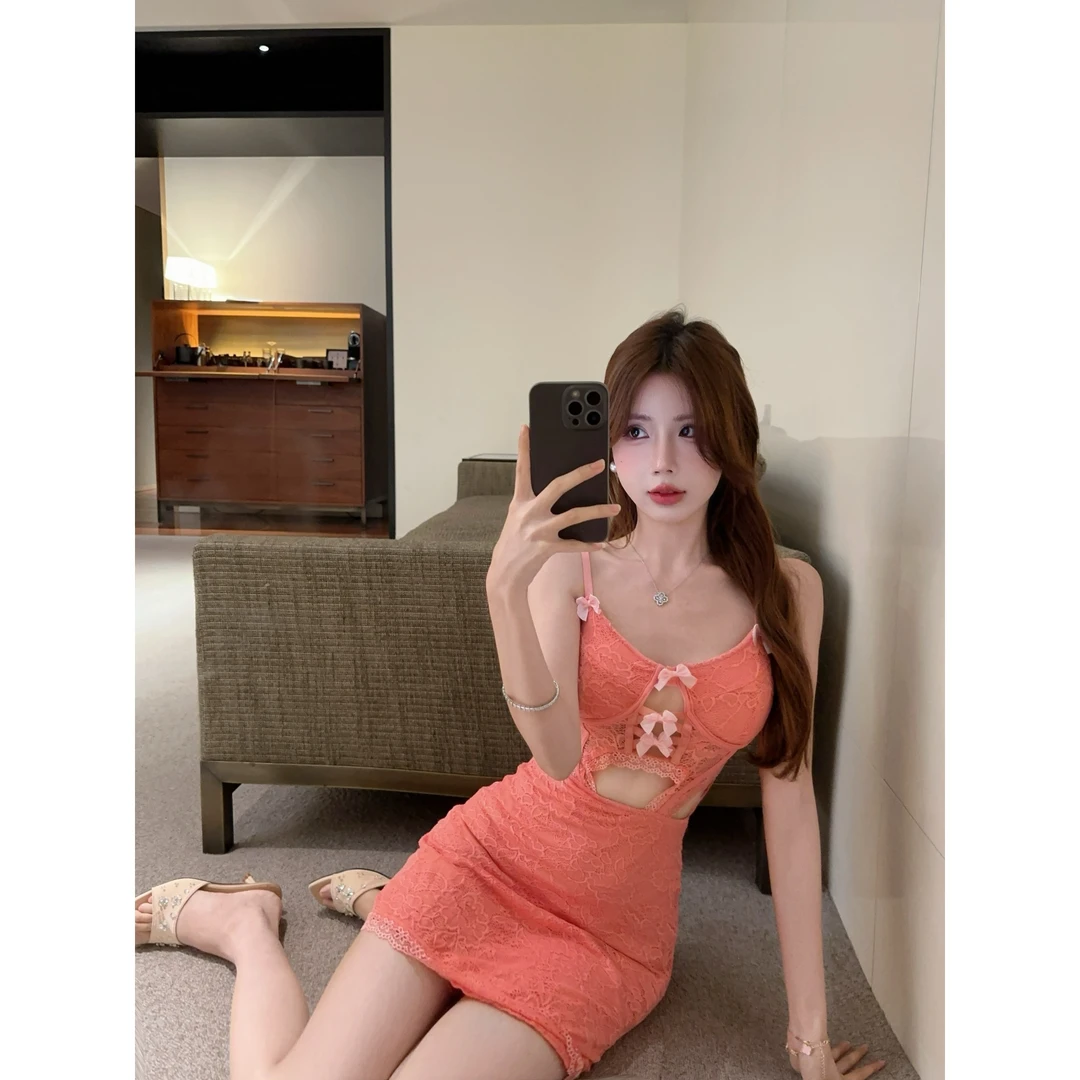 纯欲辣妹镂空蕾丝甜美吊带连衣裙女夏季新款收腰显瘦气质包臀裙子