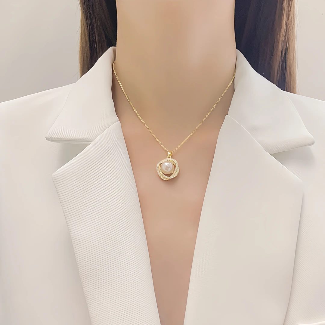 钛钢项链 高级感女士项链女潮网红珠珠吊坠时尚轻奢小众锁骨链ins