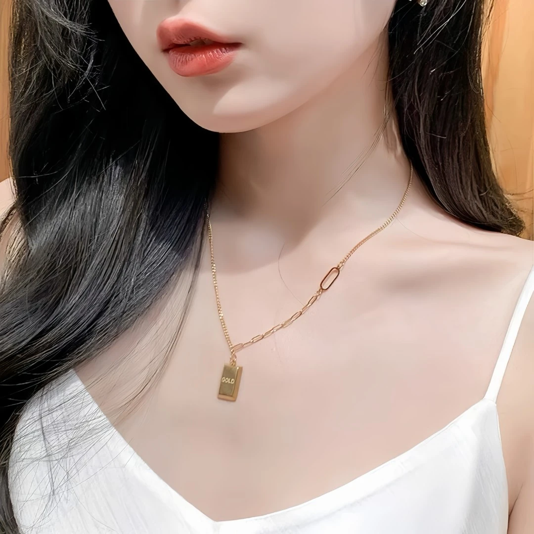 钛钢项链 好运爆富小方砖项链女不掉色气质实心字母锁骨链ins8721