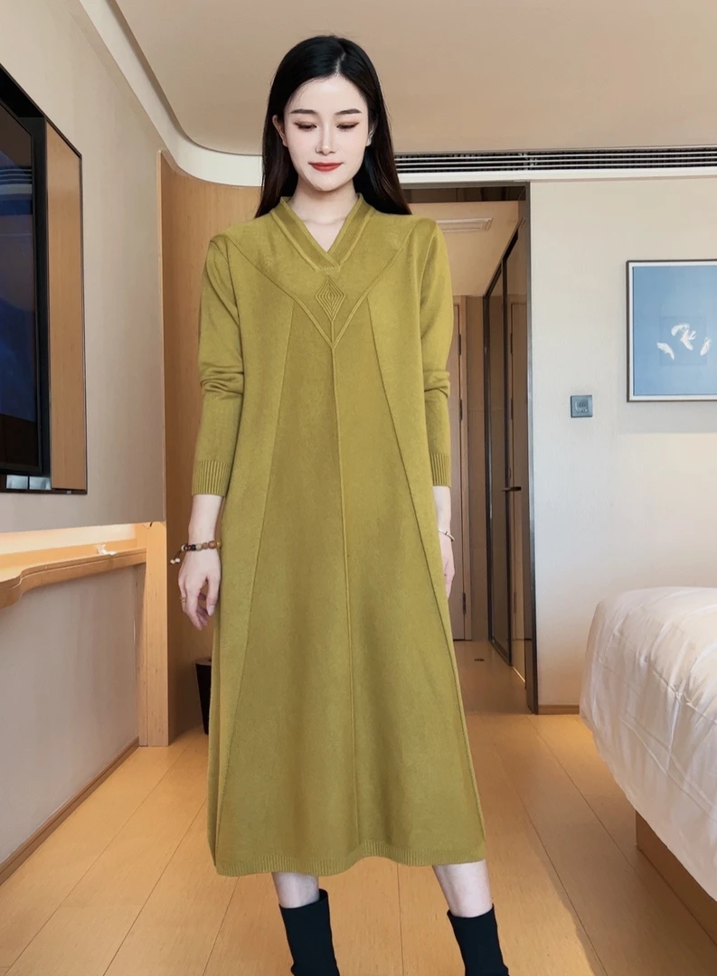 梦熙 秋季新款女装显瘦大摆宽松过膝气质长袖大码针织连衣裙时尚