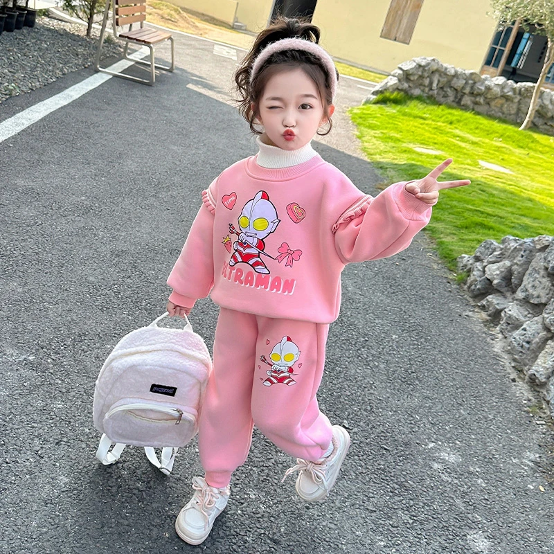 2024新款春秋冬时尚洋气女宝奥特曼套装爱心彩条拼接棉卫衣两件套