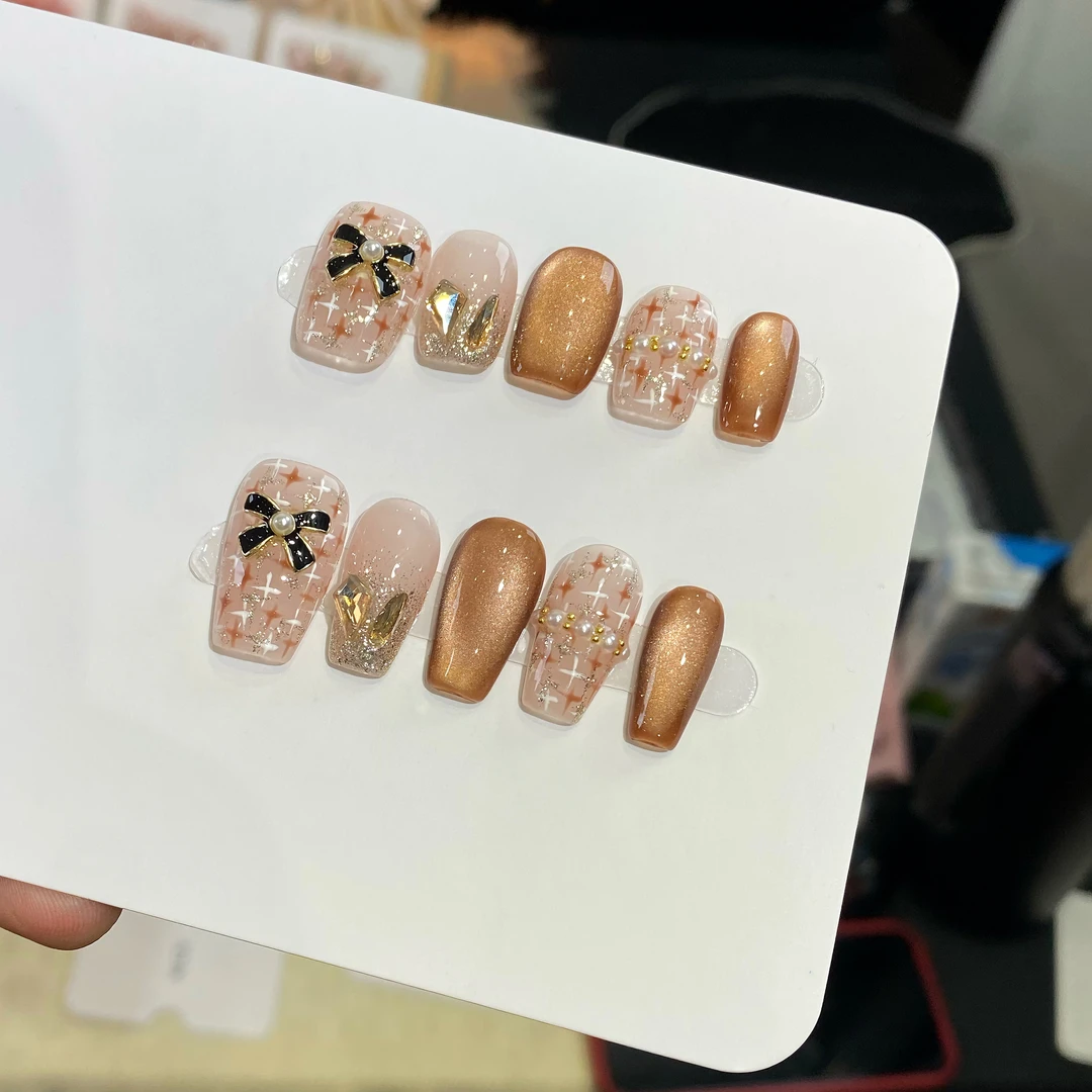 【小香风】猫眼气质蝴蝶光疗美甲显白穿戴甲百搭款