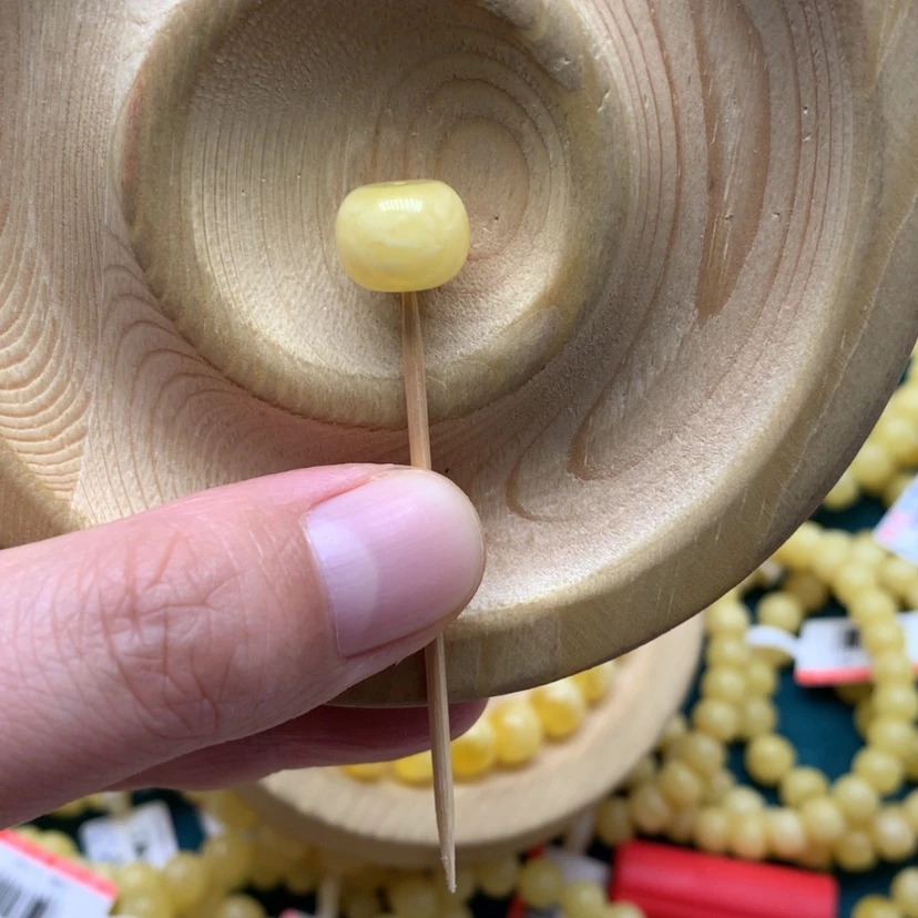 【闪购商品】琥珀手链未镶嵌骑****师