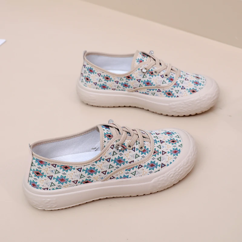 鞋子女网红软底防滑乐福鞋女春秋百搭帆布鞋女舒适透气懒人休闲鞋