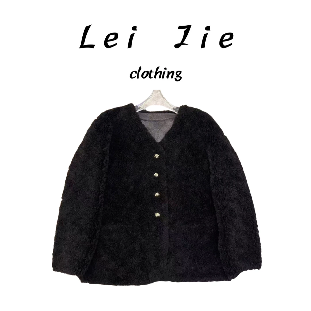 【Lei Jie】复古V领金扣短绒羊毛外套829