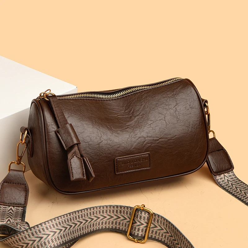 正品女包真皮时尚单肩包软皮百搭斜挎包新款复古宽带包女式妈妈包