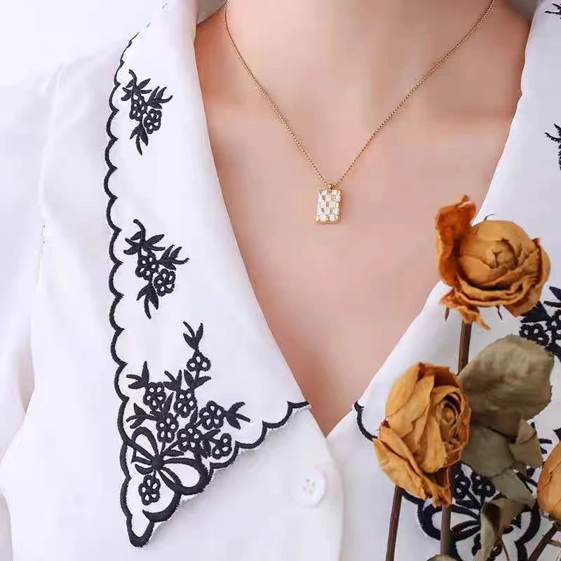 钛钢项链 A-165胖妹妹大码饰品时尚百搭经典气质轻奢加长方格项链