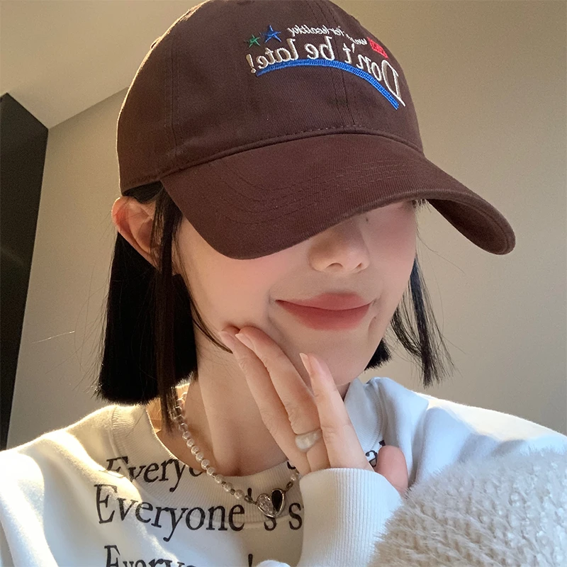 美拉德咖色棒球帽女冬季2023新款深顶大头围鸭舌帽显脸小宽帽檐潮