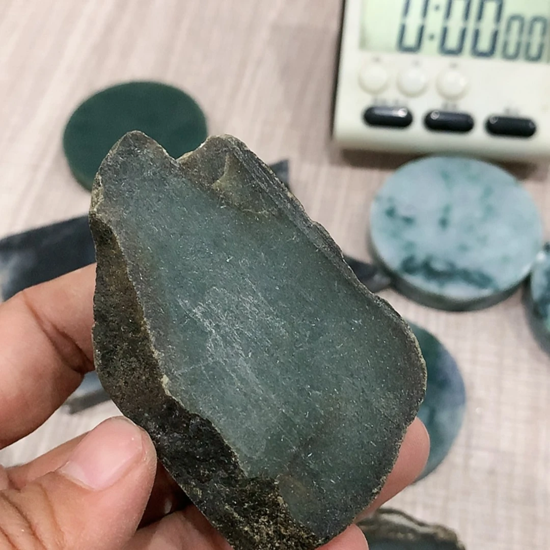 【闪购商品】定制翡翠未镶嵌景*毛料不包工不包抛