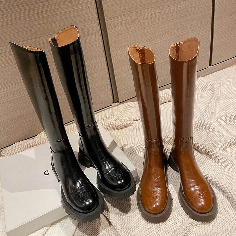 迪茜女鞋/2023秋冬新款圆头山茶花粗跟骑士靴不过膝长筒靴女