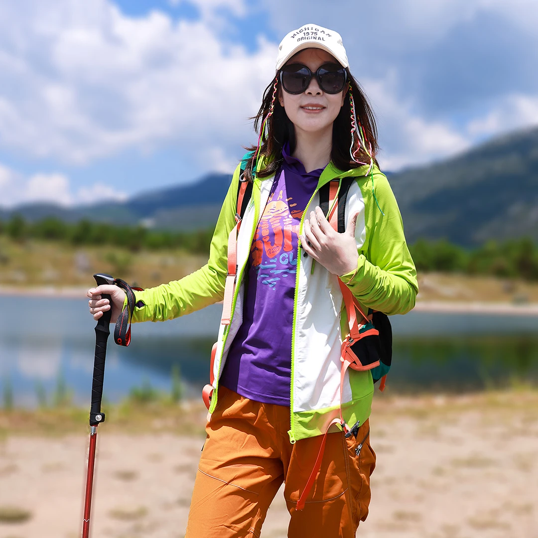 雪丘岛户外新款拼色速干衣运动休闲出游显瘦连帽开衫长袖外套女款