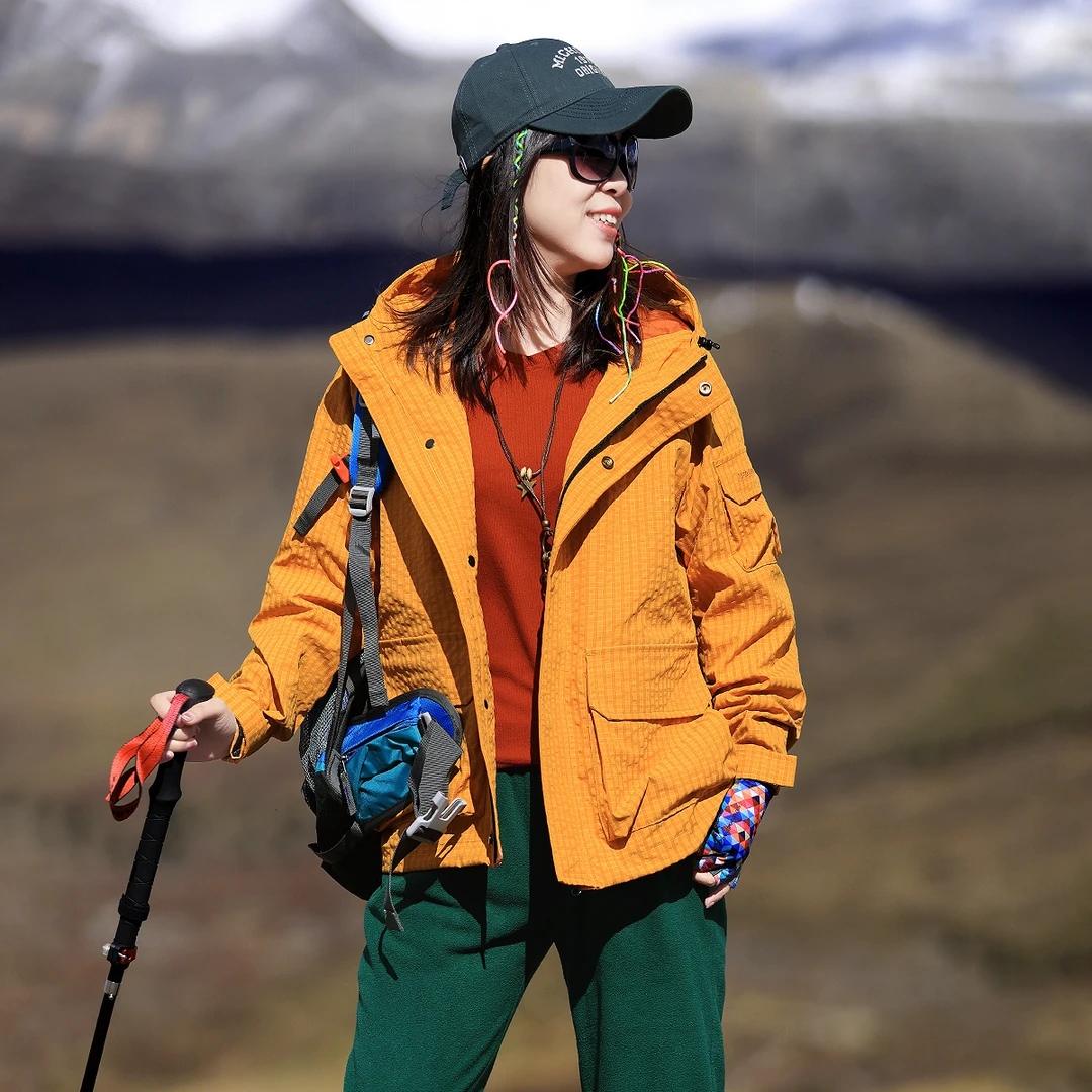 雪丘岛户外2024秋新品连帽华丽格工装风休闲衣宽松显瘦开衫外套女