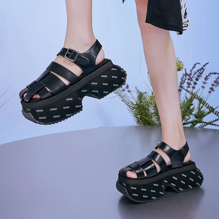 原创小众厚底凉鞋女夏真皮编织包头时尚增高松糕罗马猪笼鞋230360