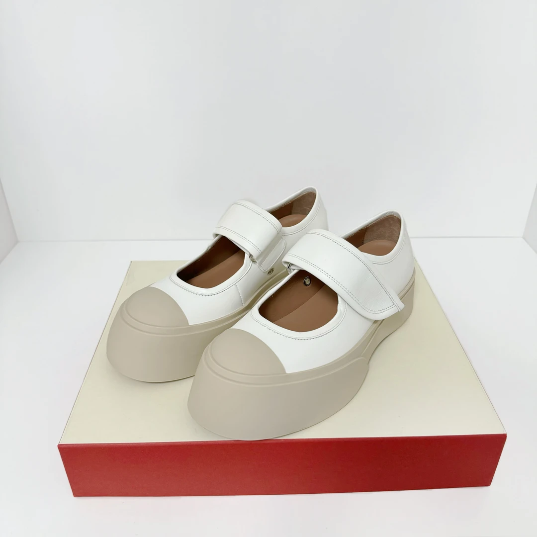 全新未使用 Marni 魔术贴白色玛丽珍 大头鞋 女款