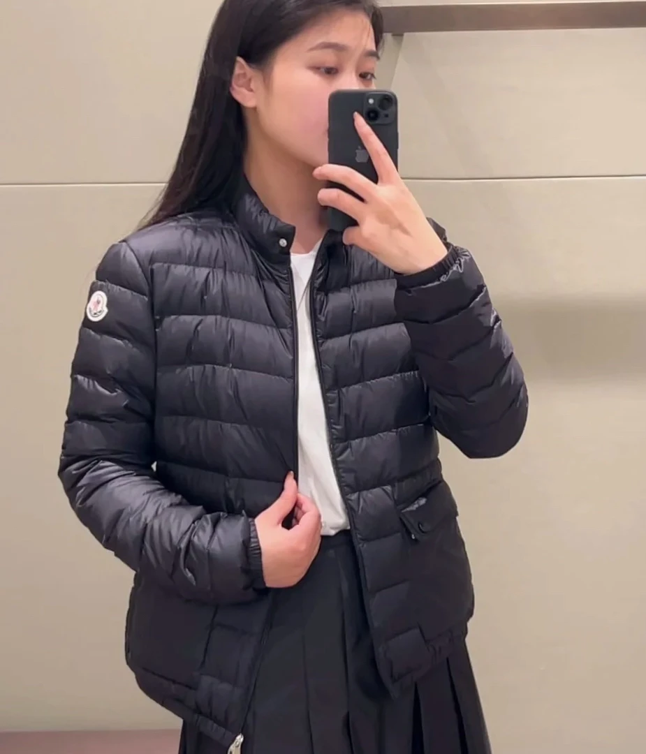 全新未使用 Moncler蒙口 Lans 纯色立领拉链夹克薄款羽绒服